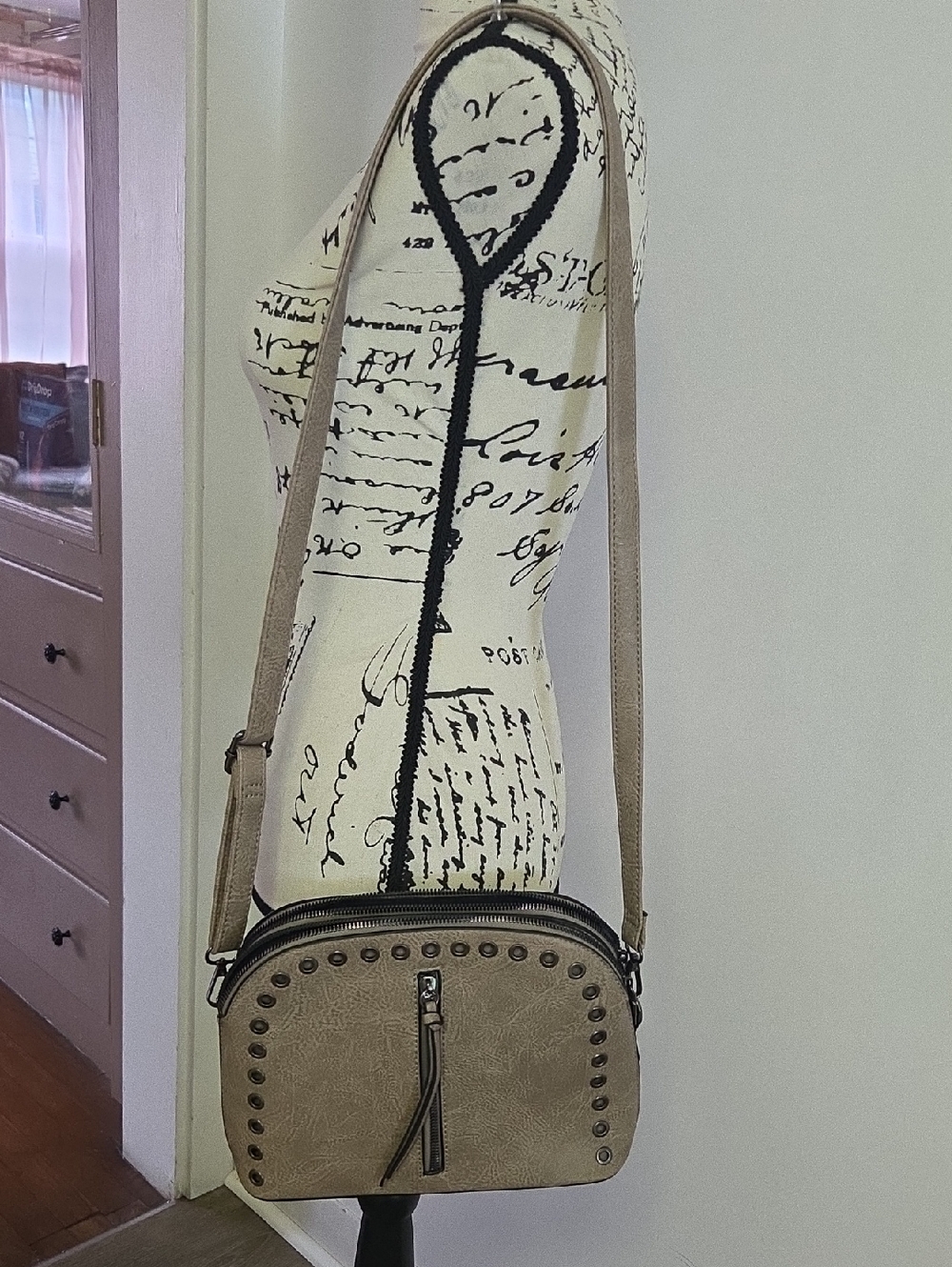 Medium size purse
